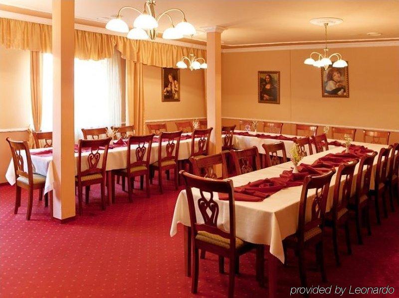 Penzion Anton Teplicka nad Vahom Екстер'єр фото