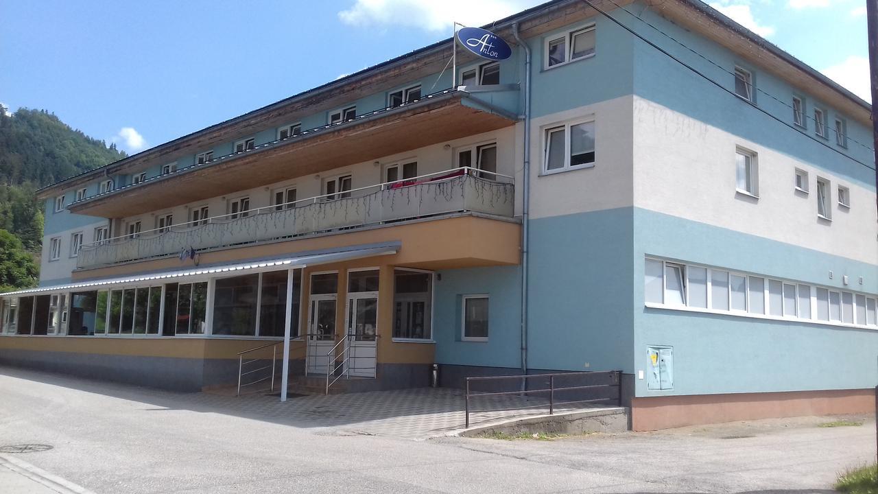 Penzion Anton Teplicka nad Vahom Екстер'єр фото